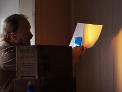 021в_Получение Белого света исправлением излучения Натриевоей лампы Уличного освещения Сине-зеленым фильтром СЗС 21